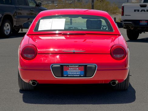 Used 2002 Ford Thunderbird RWD image 4