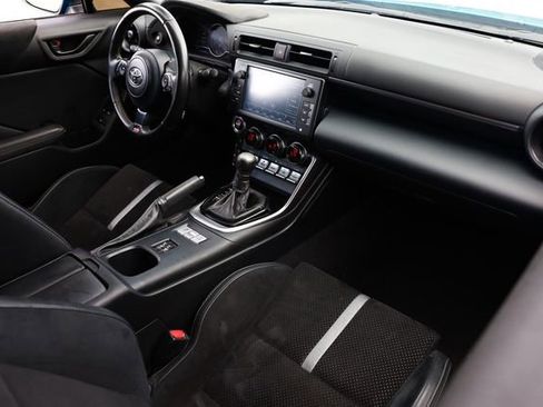 Used 2022 Toyota GR86 Premium RWD image 21