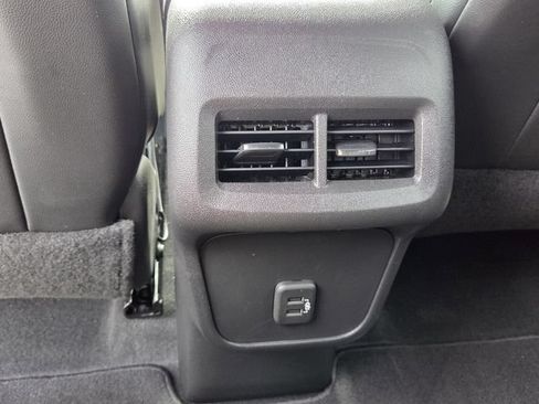 Certified 2022 Chevrolet Equinox RS FWD image 16
