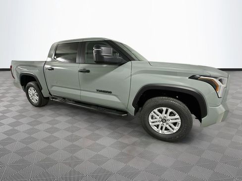 New 2026 Toyota Tundra SR5 AWD/4WD image 3