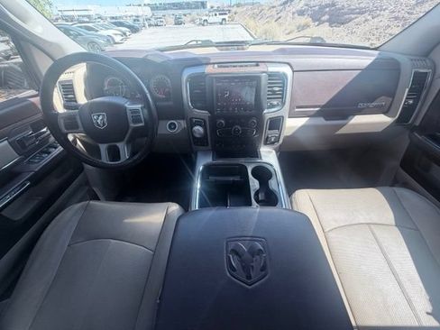 Used 2018 RAM 1500 Laramie w/ Convenience Group AWD/4WD image 29