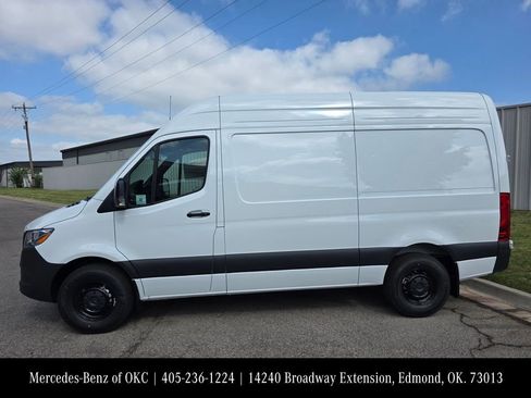 New 2026 Mercedes-Benz Sprinter 2500 image 2