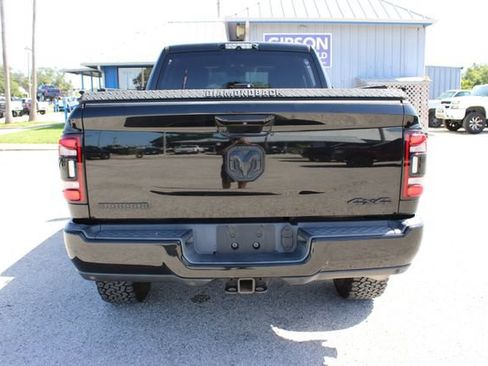 Used 2019 RAM 2500 Big Horn w/ Black Appearance Package AWD/4WD image 9