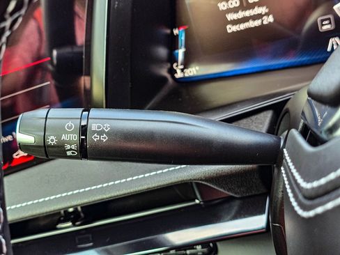 Used 2026 Chevrolet Corvette 2LT w/ Z51 Performance Package image 23