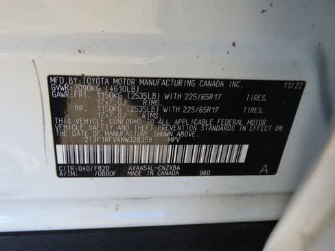 Used 2022 Toyota RAV4 LE image 25