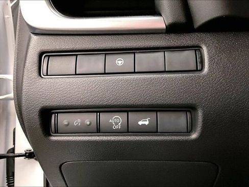 New 2026 Nissan Rogue SV FWD image 27