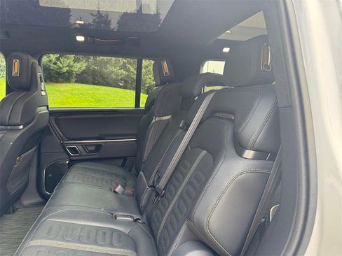 Used 2023 Rivian R1S Adventure image 28