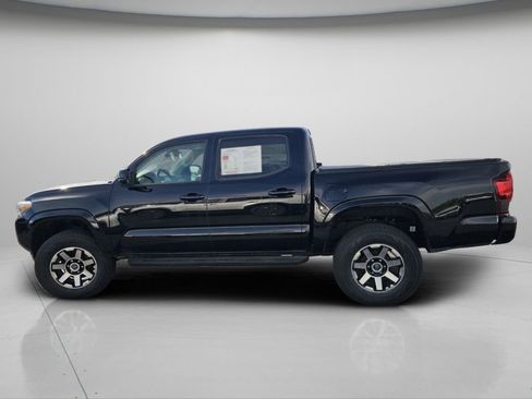 Used 2023 Toyota Tacoma SR image 22