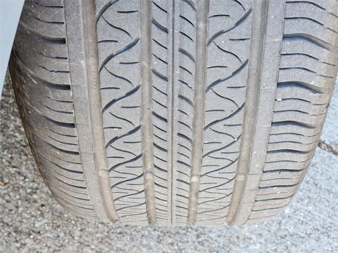 Used 2024 Ford Mustang EcoBoost image 10