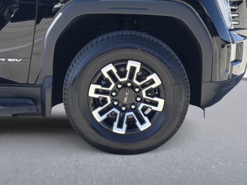 New 2026 GMC Sierra EV Elevation AWD/4WD image 36