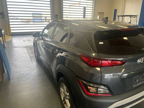 Used 2022 Hyundai Kona SE FWD image 5