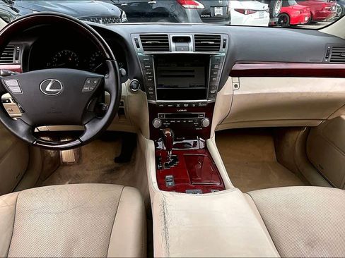Used 2012 Lexus LS 460 AWD image 12