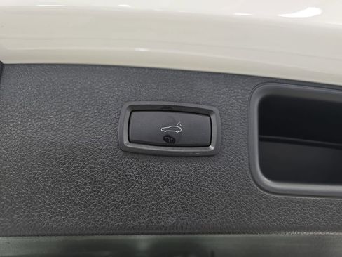 Used 2021 Porsche Macan S image 31