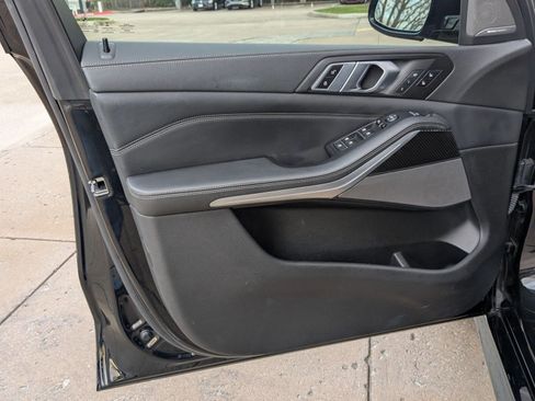 Used 2022 BMW X5 M50i w/ Executive Package image 13