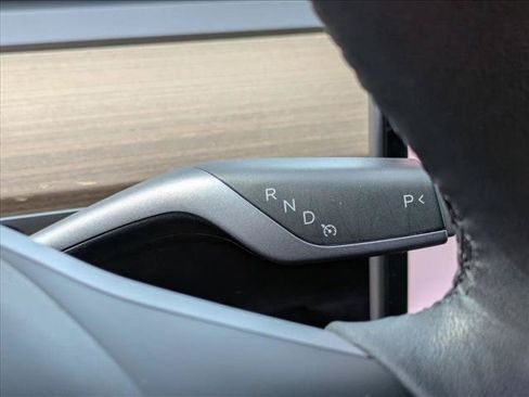 Used 2023 Tesla Model 3 Standard Range RWD image 11