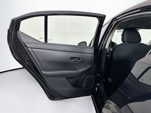 Used 2024 Nissan Sentra SV FWD image 25