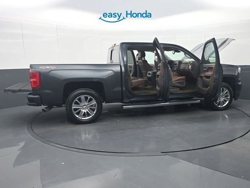 Used 2017 Chevrolet Silverado 1500 High Country AWD/4WD image 40