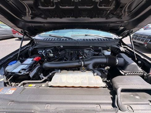 Used 2024 Ford Expedition Limited AWD/4WD image 34