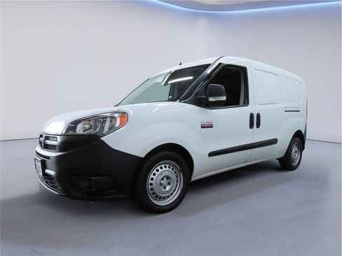 Used 2018 RAM ProMaster City Tradesman image 3