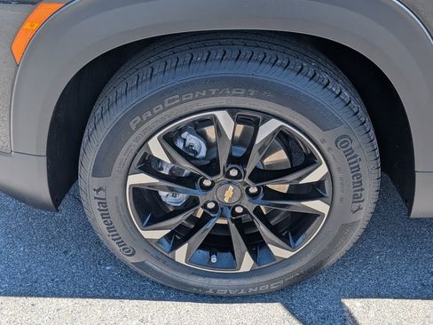 Used 2022 Chevrolet TrailBlazer LT w/ Convenience Package FWD image 24