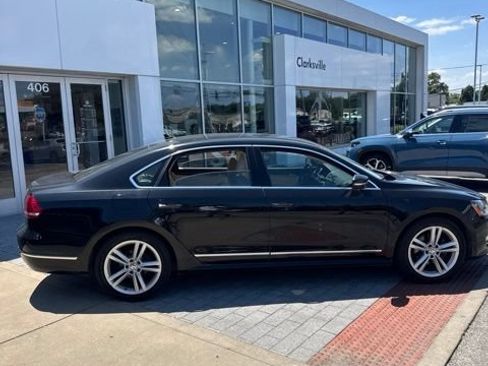 Used 2013 Volkswagen Passat TDI SEL Premium FWD image 6