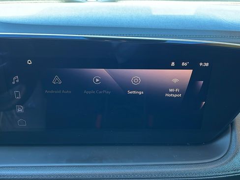 Certified 2024 Buick Encore GX Sport Touring AWD/4WD image 22