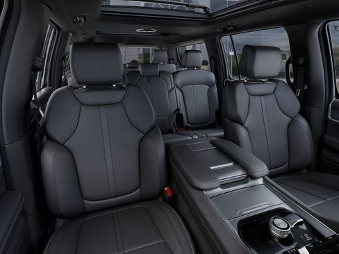 New 2026 Jeep Grand Wagoneer 4WD w/ Premium Group I image 42