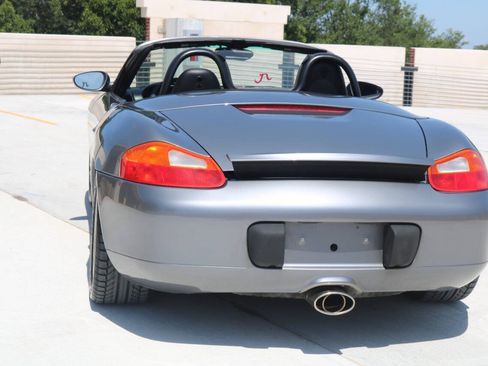 Used 2002 Porsche Boxster RWD image 18