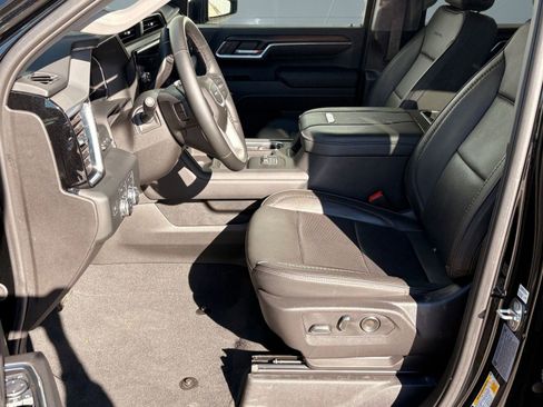 Used 2024 GMC Sierra 2500 Denali w/ Denali Reserve Package image 5