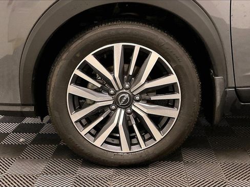 Certified 2023 Nissan Kicks SV image 8