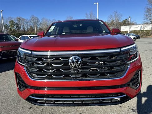 Used 2024 Volkswagen Atlas Cross Sport SEL Premium R-Line image 7