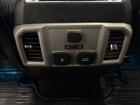 Used 2020 Ford F150 Lariat w/ Equipment Group 502A Luxury image 33