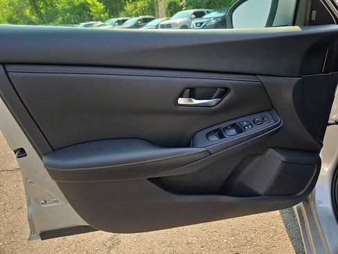 Used 2023 Nissan Sentra SV w/ All-Weather Package FWD image 12