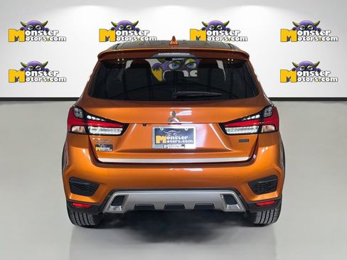 Used 2020 Mitsubishi Outlander Sport ES FWD image 6