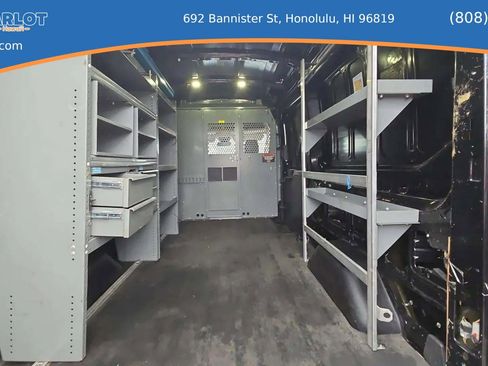 Used 2015 Ford Transit 250 148 Medium Roof image 16