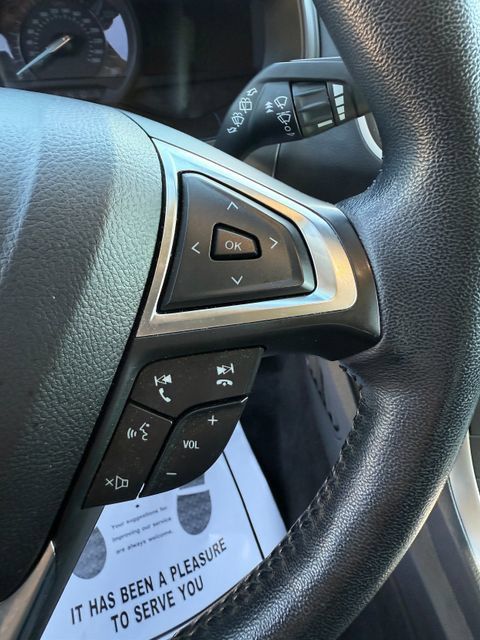 Used 2023 Ford Edge SEL AWD/4WD image 17