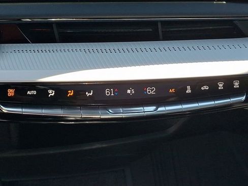 Certified 2025 Cadillac Optiq Sport 2 w/ LPO, Floor Liner Package AWD/4WD image 15