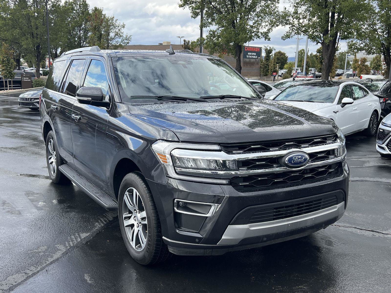 Used 2024 Ford Expedition Limited AWD/4WD image 15