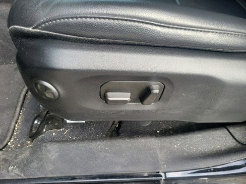 Certified 2024 Jeep Wrangler Unlimited Sahara image 6