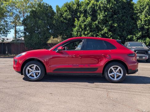 Used 2018 Porsche Macan image 7