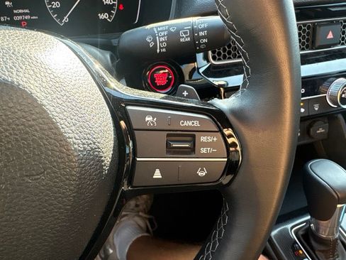 Used 2025 Honda Civic Sport image 21