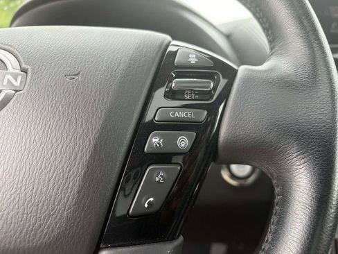 Used 2024 Nissan Armada SL w/ Captain's Chairs Package RWD image 20