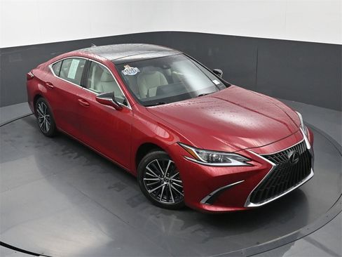 Used 2024 Lexus ES 350 w/ Premium Package image 34