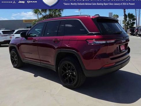 Certified 2026 Jeep Grand Cherokee Altitude AWD/4WD image 6