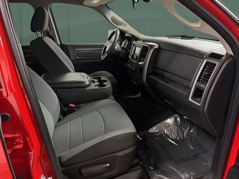 Used 2021 RAM 1500 Classic SLT image 15