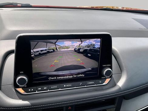 Certified 2024 Nissan Rogue SV FWD image 26