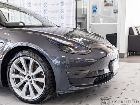 Used 2018 Tesla Model 3 Long Range AWD/4WD image 4