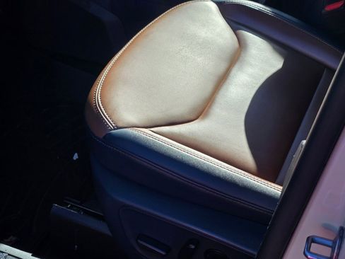 Certified 2024 Ford Maverick Lariat image 21