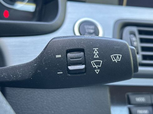 Used 2011 BMW 535i Sedan image 38