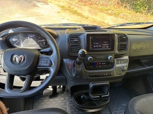 Used 2023 RAM ProMaster 2500 image 21